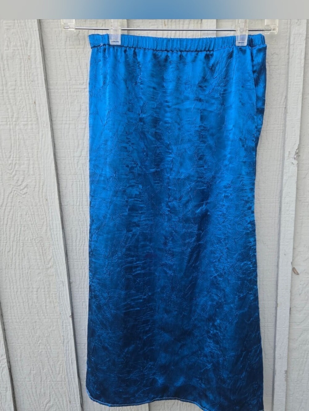 Vintage Y2K Crinkled Metallic Blue Midi Skirt Size S 12x27